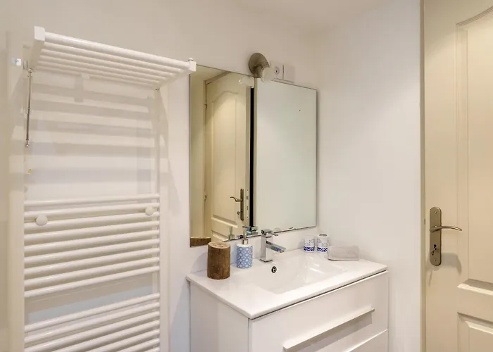 Forestier - Stations De A Proximite